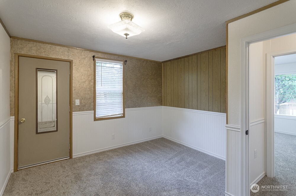 17631 Old Barn Road SE, Yelm, WA 98597