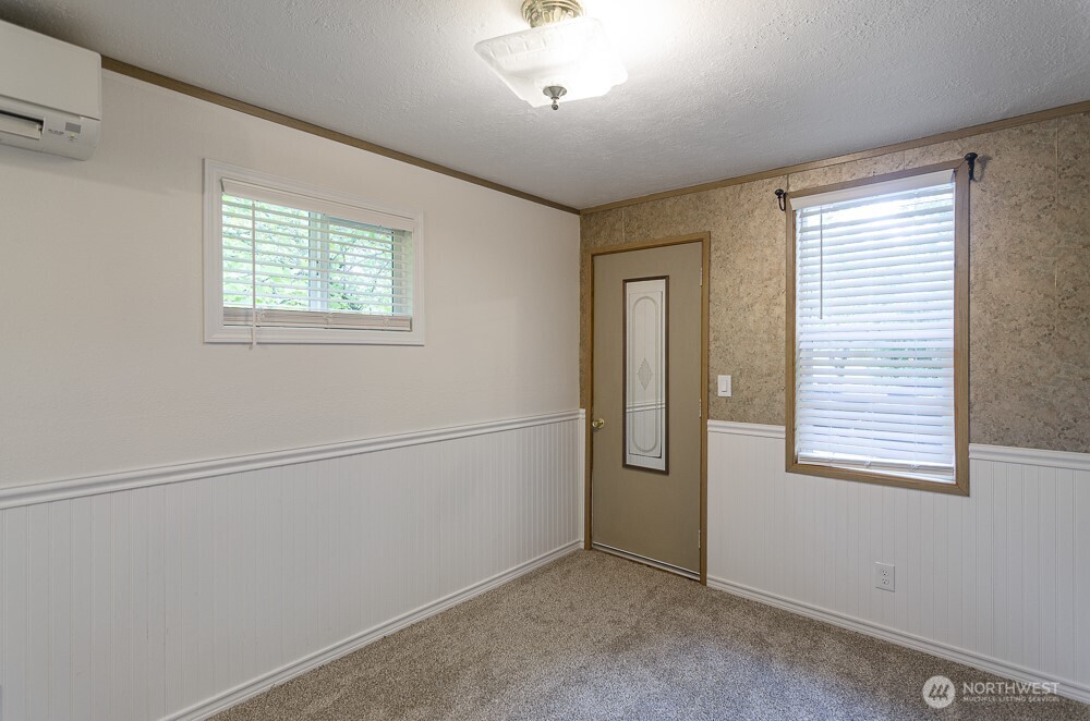 17631 Old Barn Road SE, Yelm, WA 98597