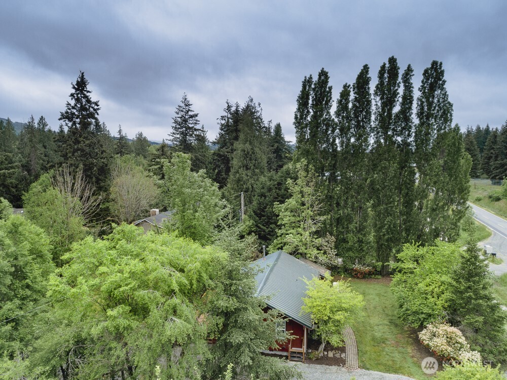 17631 Old Barn Road SE, Yelm, WA 98597
