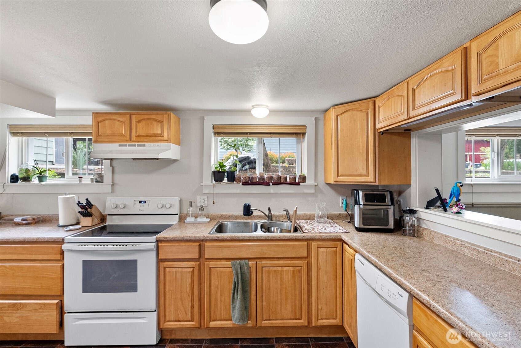 1536 Pennsylvania Avenue , Bremerton, WA 98337