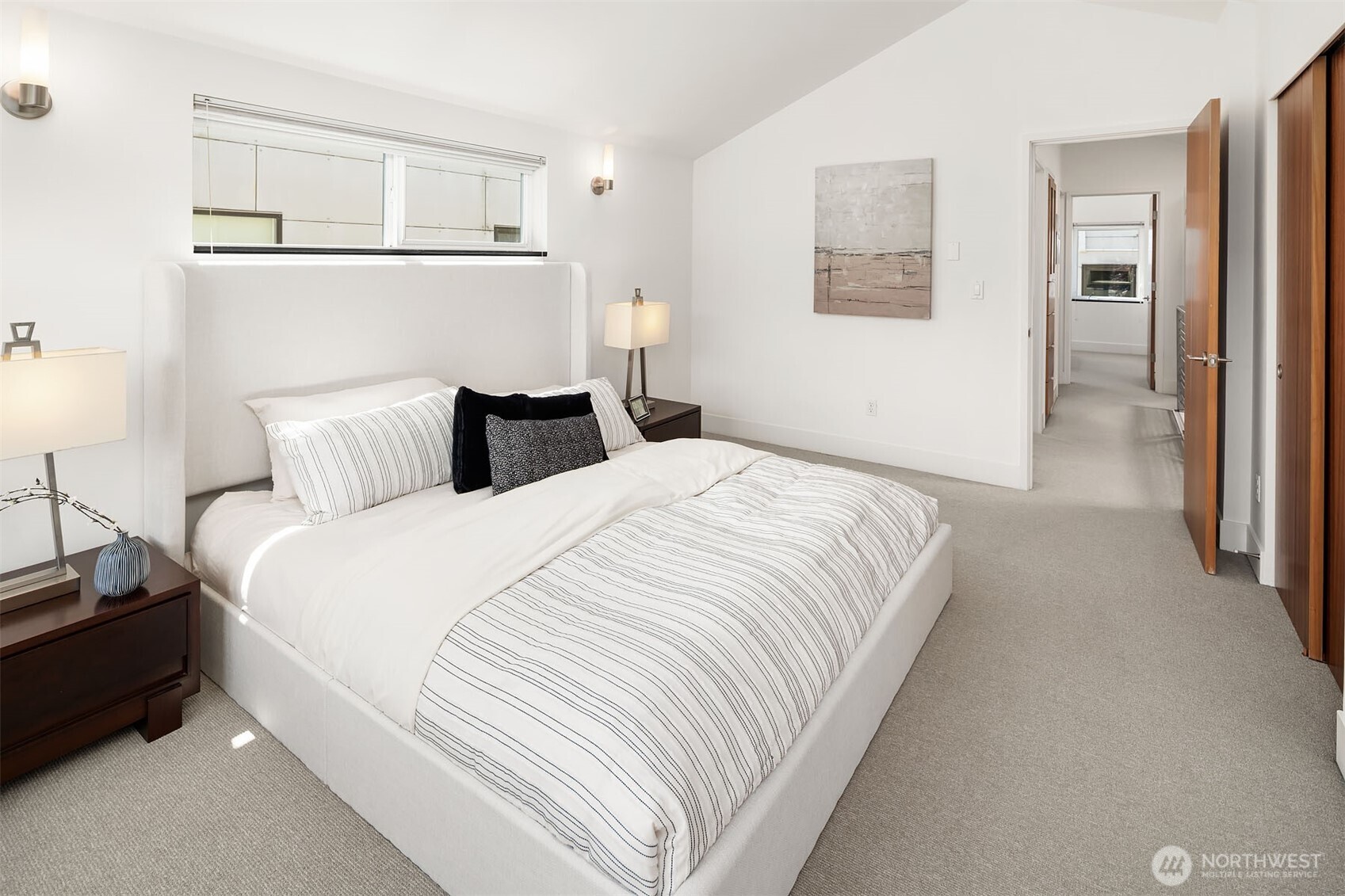 219 12th Avenue E #A, Seattle, WA 98102