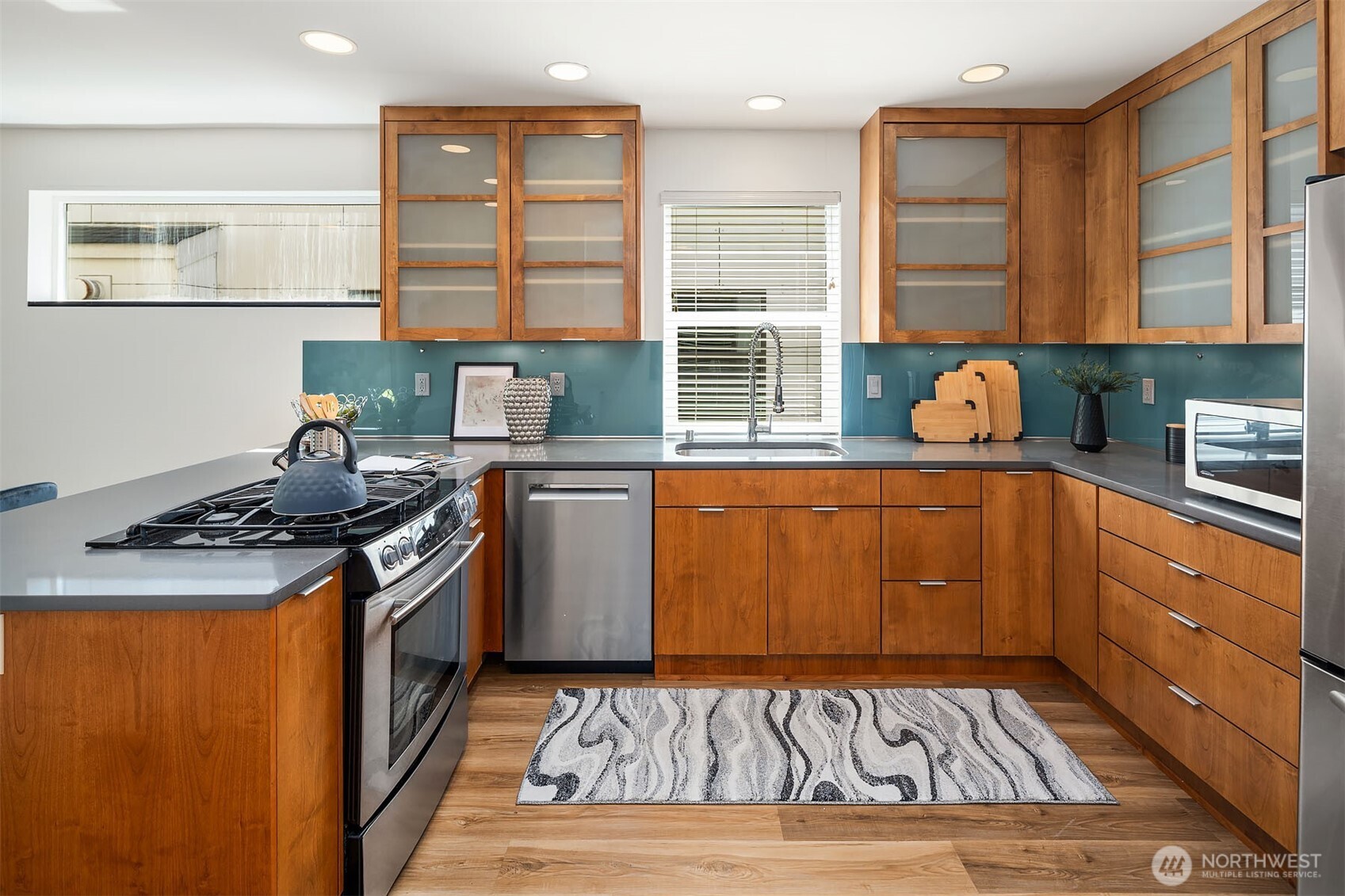 219 12th Avenue E #A, Seattle, WA 98102