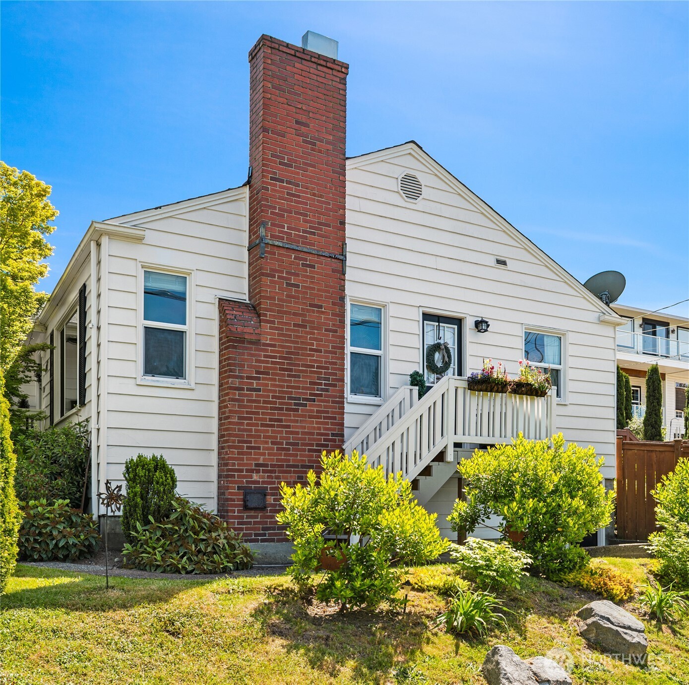 4409 SW Dawson Street , Seattle, WA 98136
