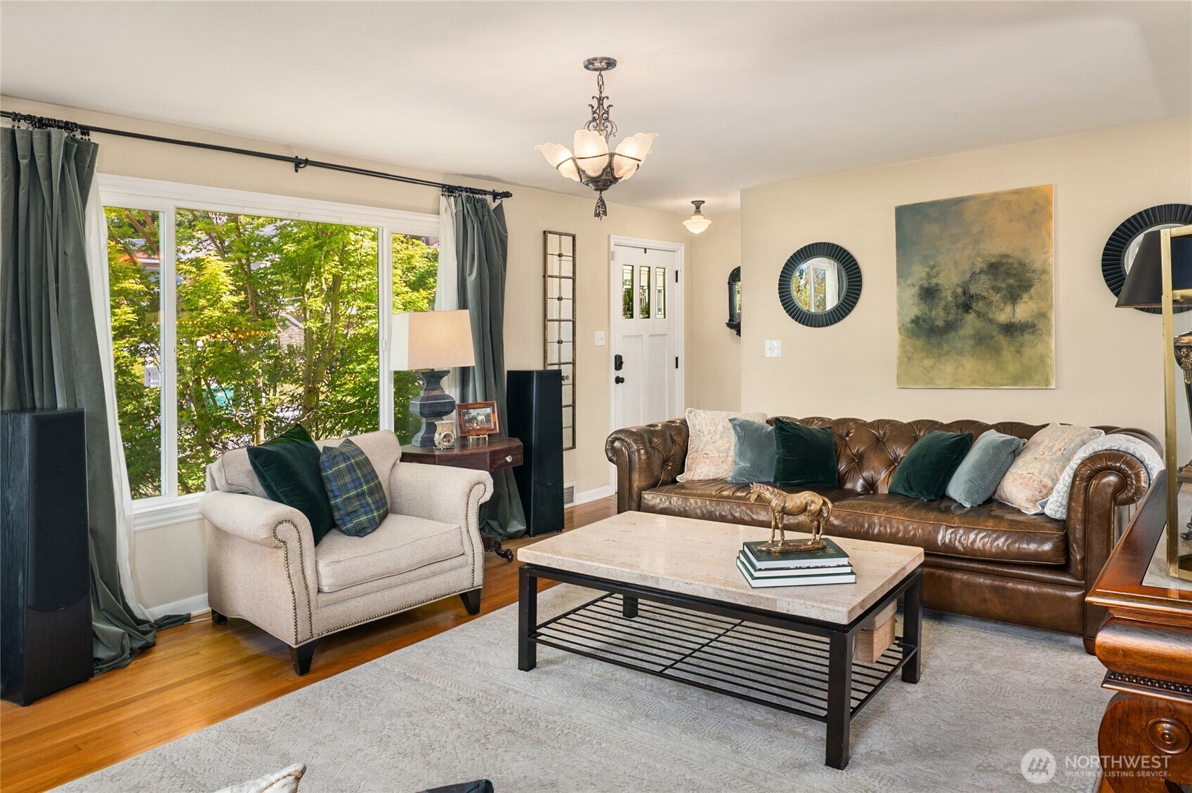 4409 SW Dawson Street , Seattle, WA 98136