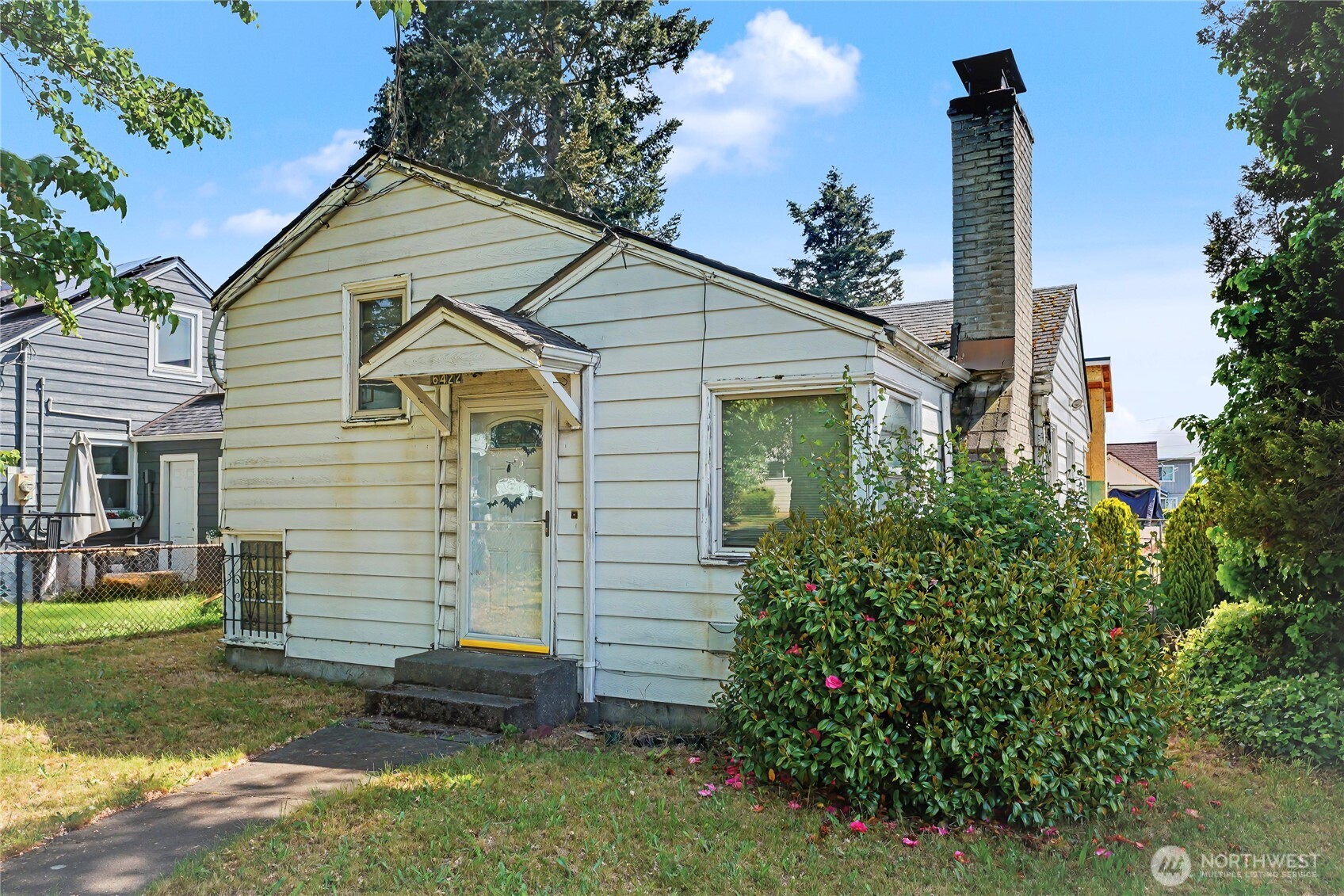 6422 28th Avenue S, Seattle, WA 98108