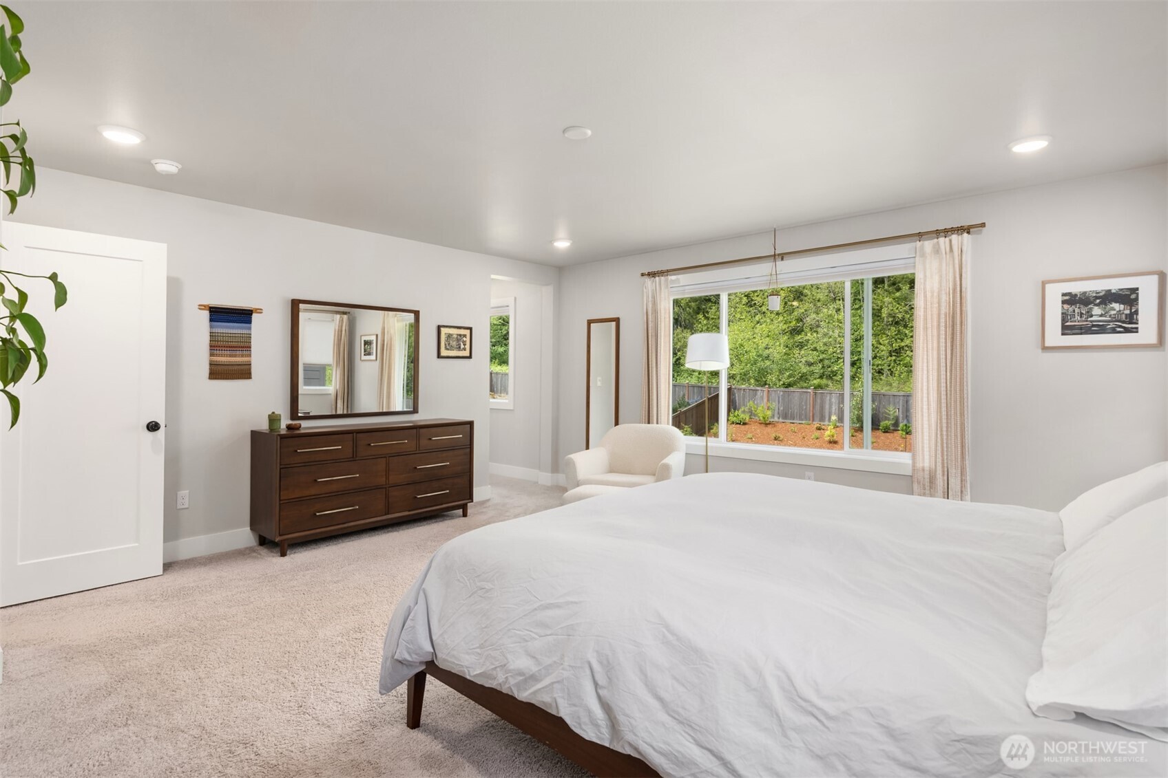 18553 Sawgrass Drive NE, Poulsbo, WA 98370