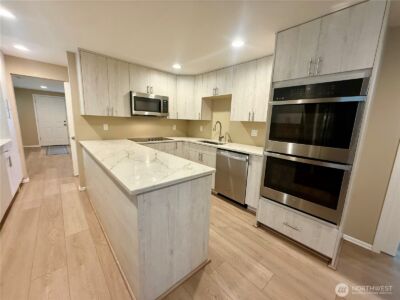 11049 18th Avenue SW, Seattle, WA 98146 - Photo 18