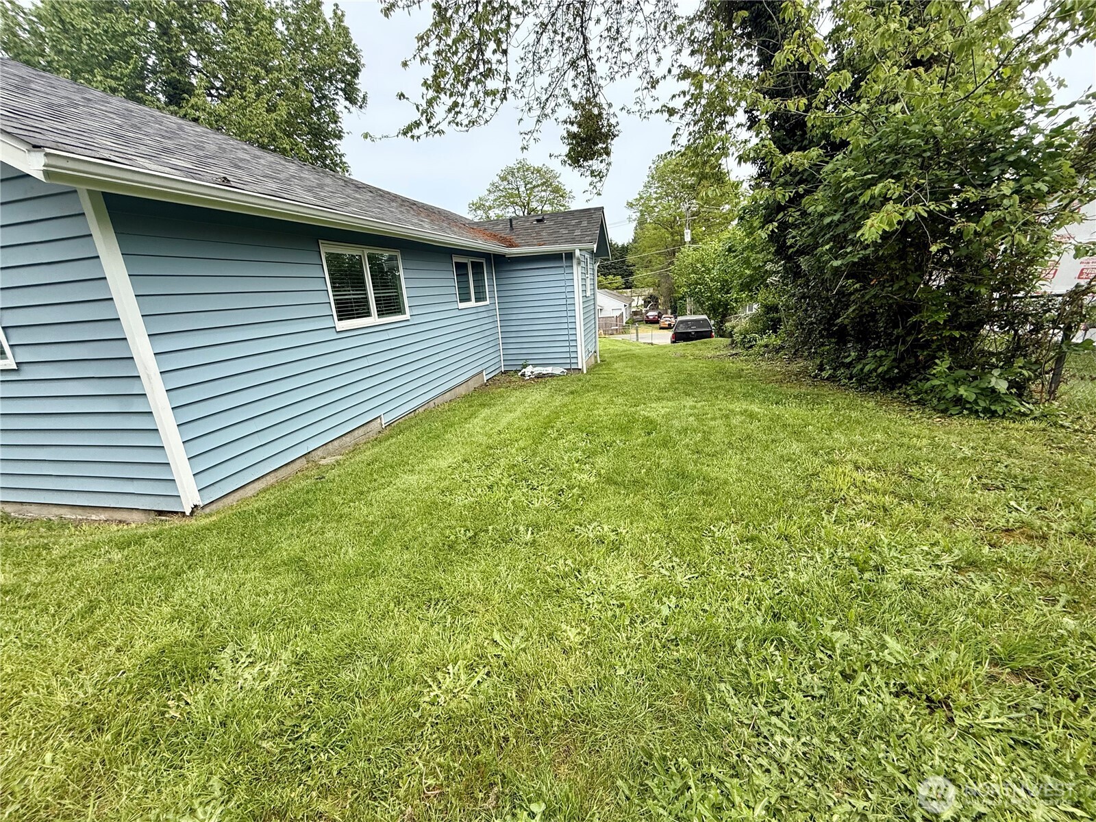 11049 18th Avenue SW, Seattle, WA 98146