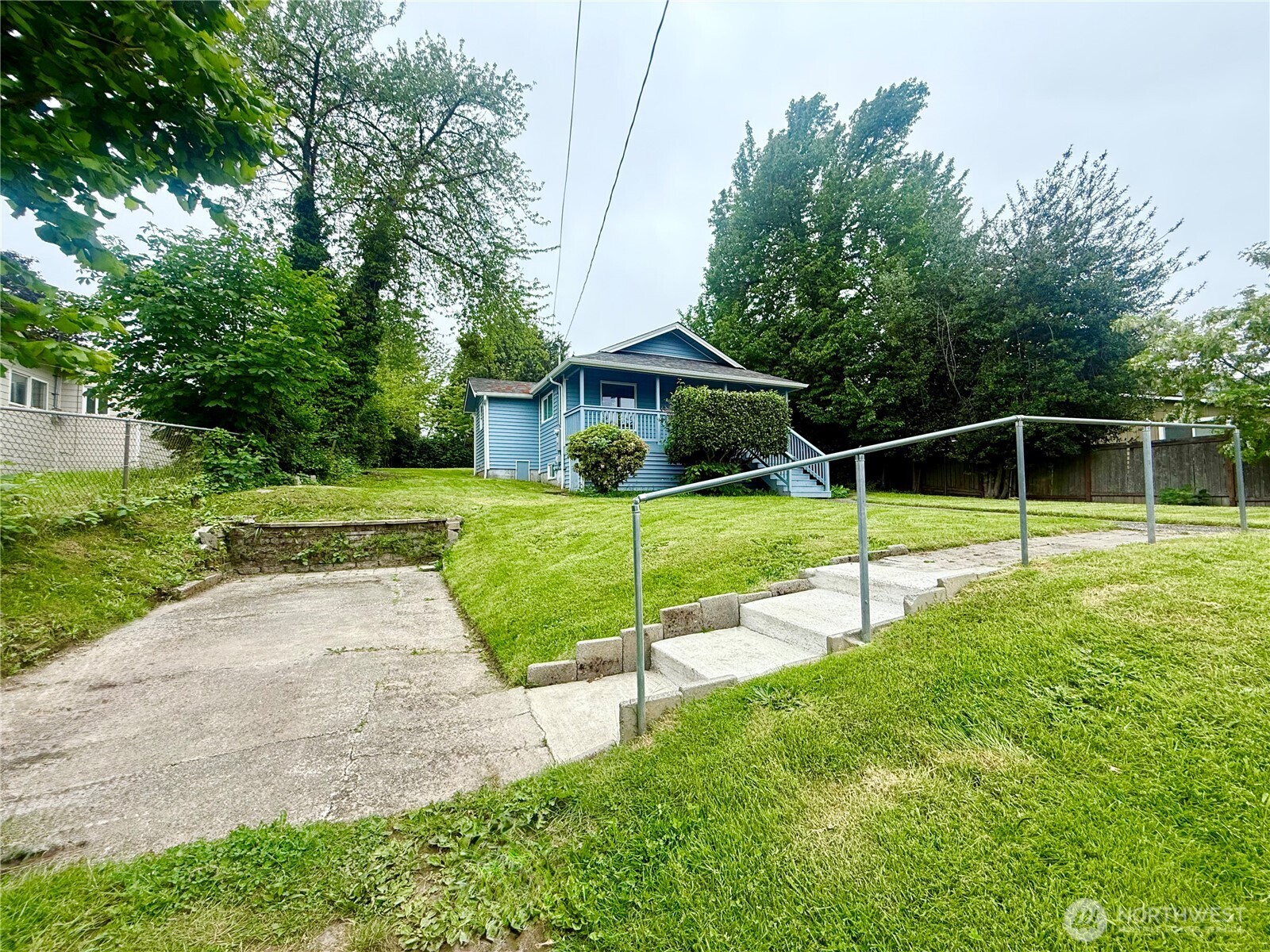 11049 18th Avenue SW, Seattle, WA 98146