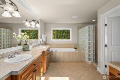 9545 NE Idel Weis Court , Bainbridge Island, WA 98110 - Photo 26