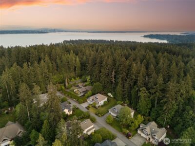 9545 NE Idel Weis Court , Bainbridge Island, WA 98110 - Photo 3