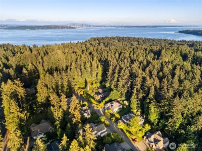 9545 NE Idel Weis Court , Bainbridge Island, WA 98110 - Photo 36