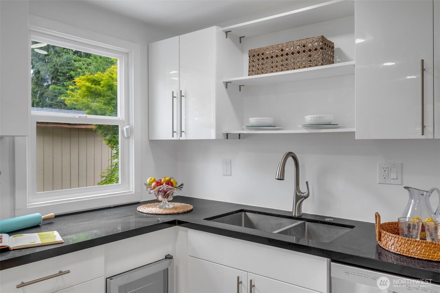 6904 S 124th Street , Seattle, WA 98178