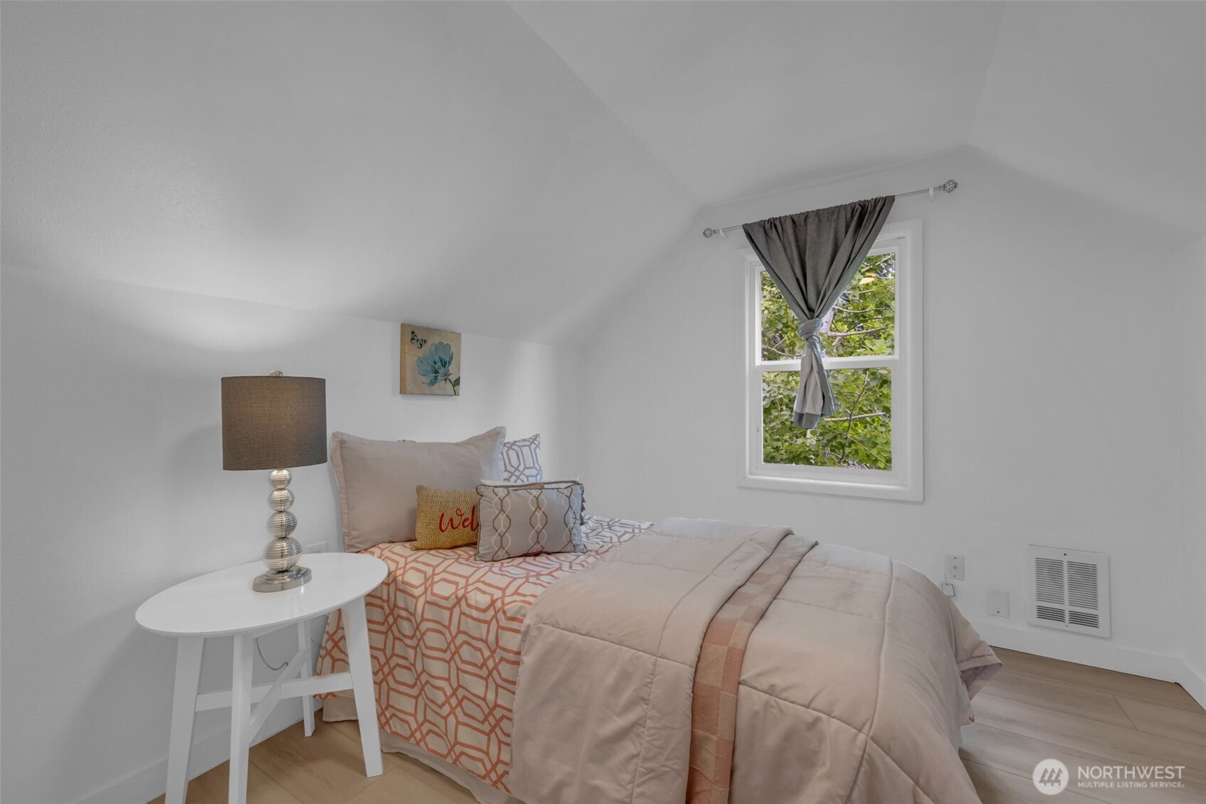 6904 S 124th Street , Seattle, WA 98178