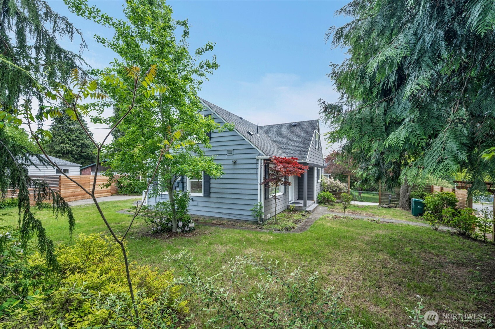 6904 S 124th Street , Seattle, WA 98178