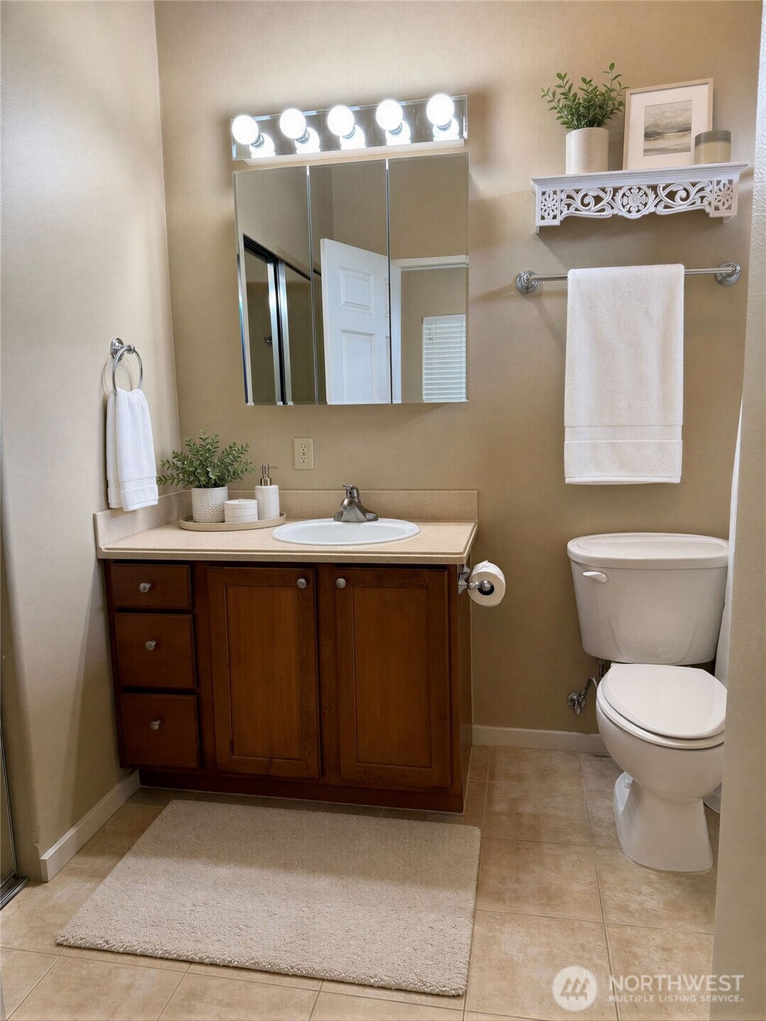 978 Point Brown Avenue SE #7, Ocean Shores, WA 98569