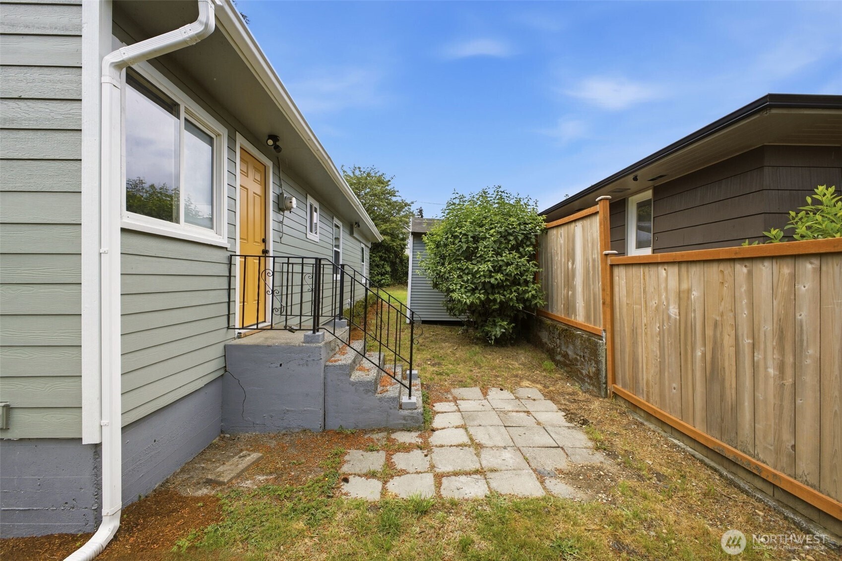 2604 S 122nd Street , Seattle, WA 98168