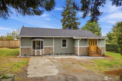 2604 S 122nd Street , Seattle, WA 98168 - Photo 2
