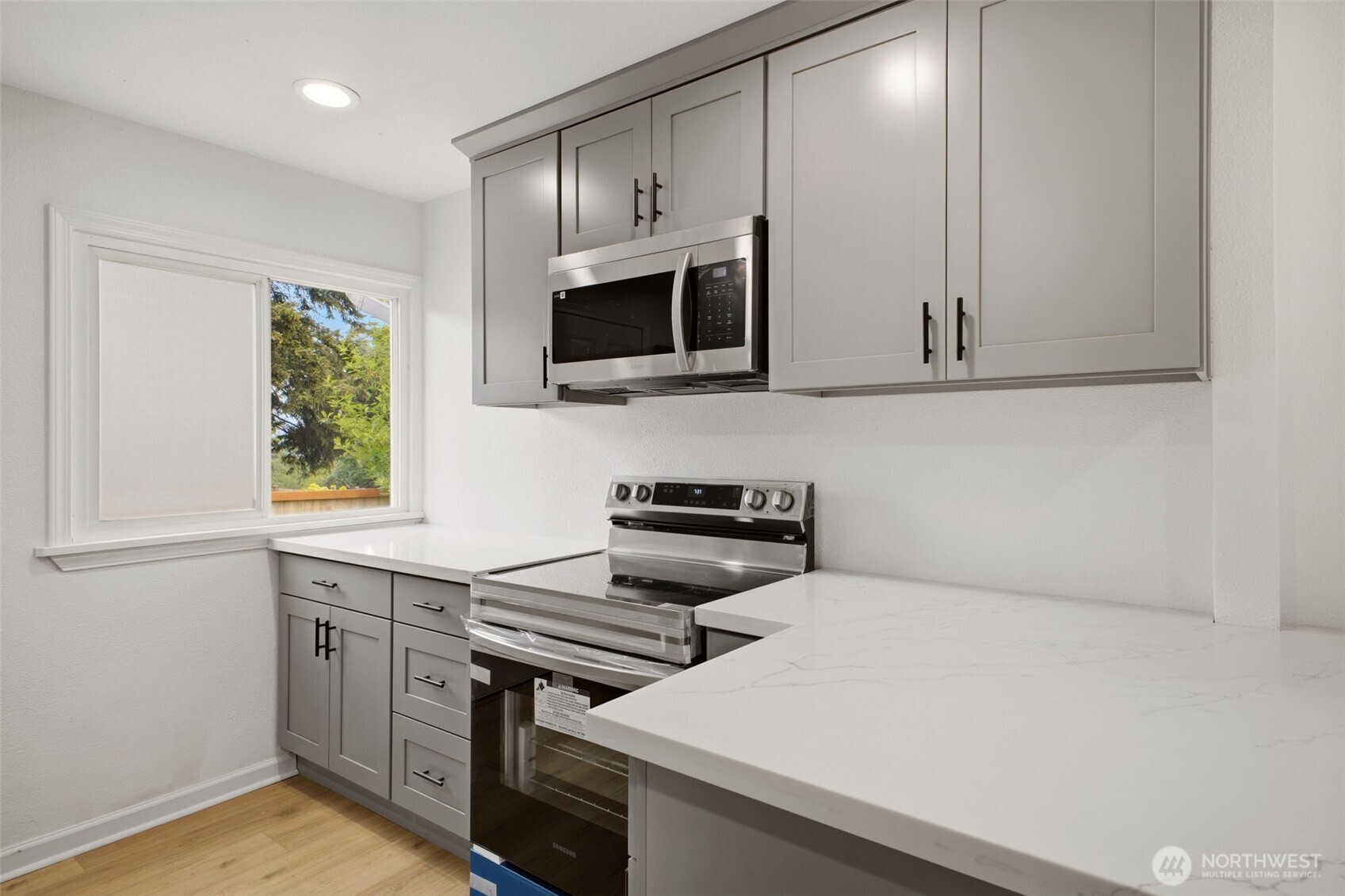 2604 S 122nd Street , Seattle, WA 98168