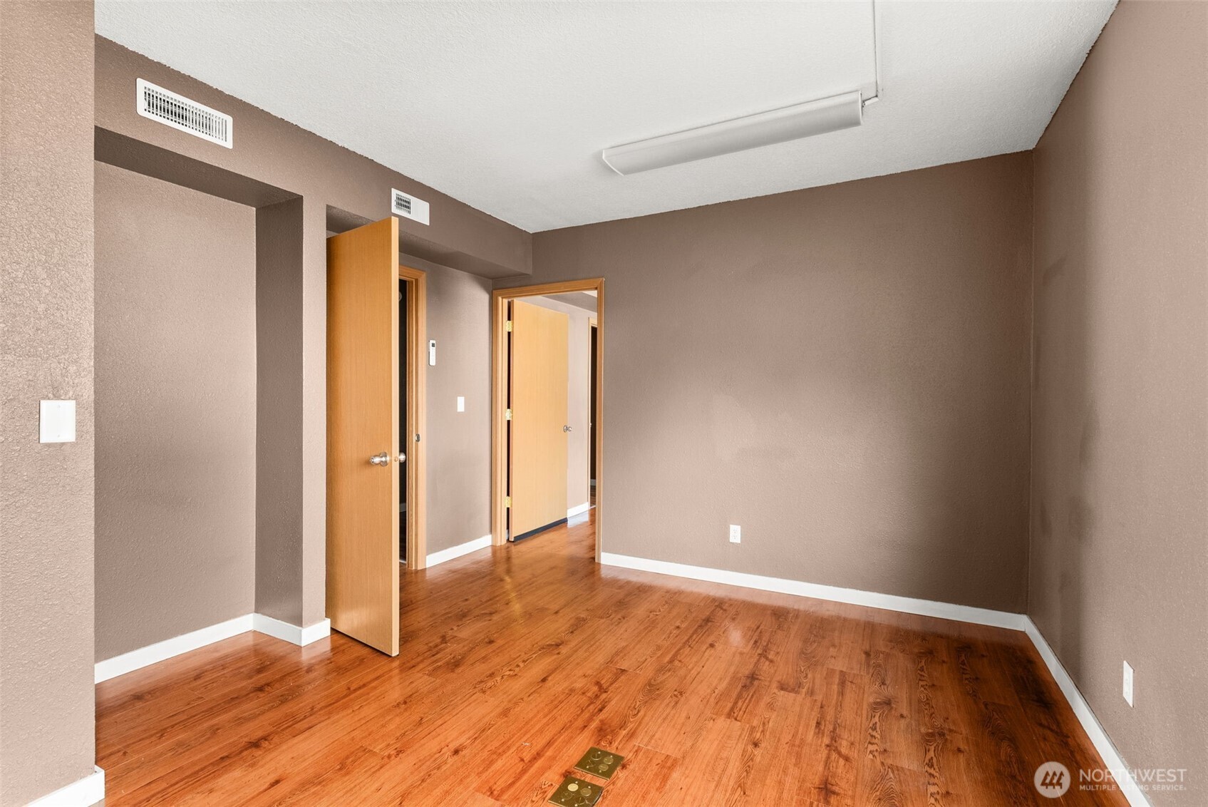 1805 Cooks Hill Road , Centralia, WA 98531