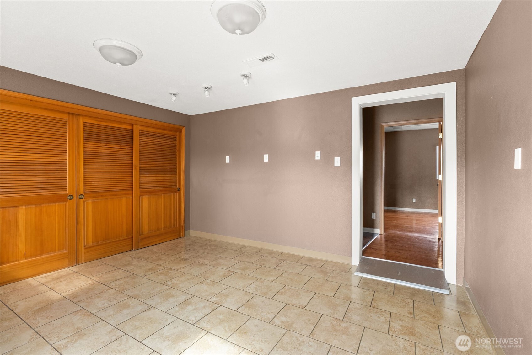 1805 Cooks Hill Road , Centralia, WA 98531