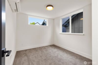 12032 Hiram Place NE, Seattle, WA 98125 - Photo 20