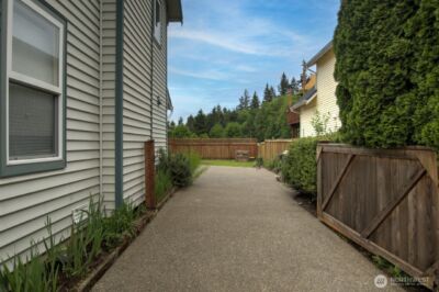 4136 Ingleside Loop SE, Lacey, WA 98503 - Photo 2