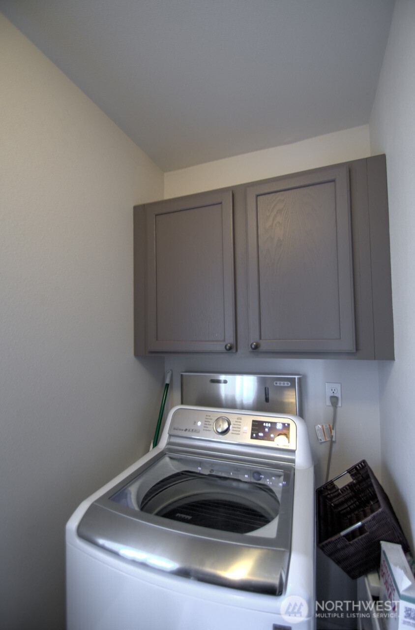 4136 Ingleside Loop SE, Lacey, WA 98503