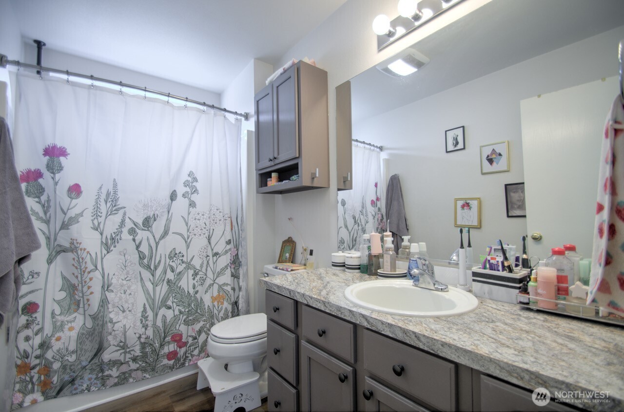 4136 Ingleside Loop SE, Lacey, WA 98503