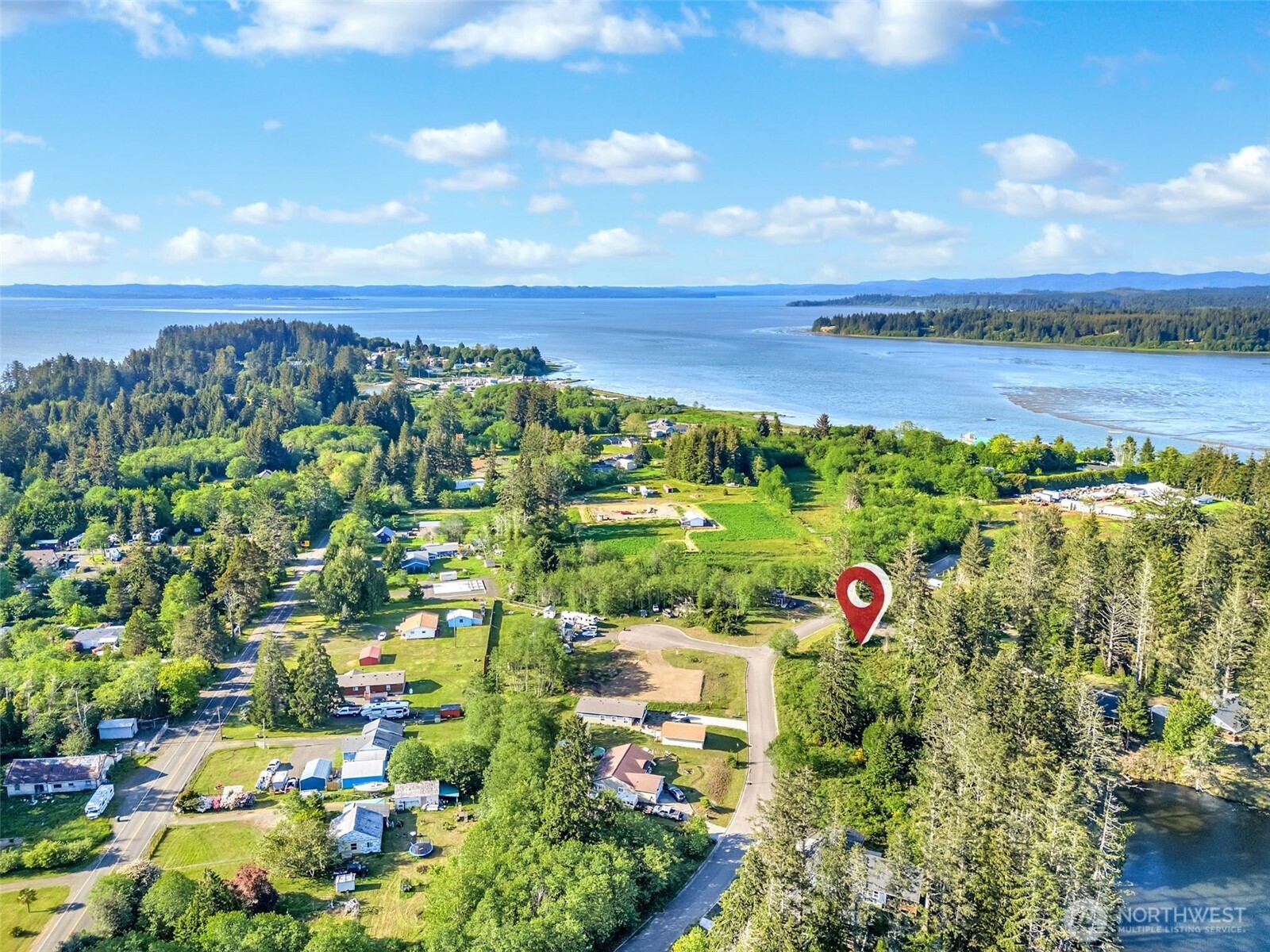 10 Sunrise Lane , South Bend, WA 98586