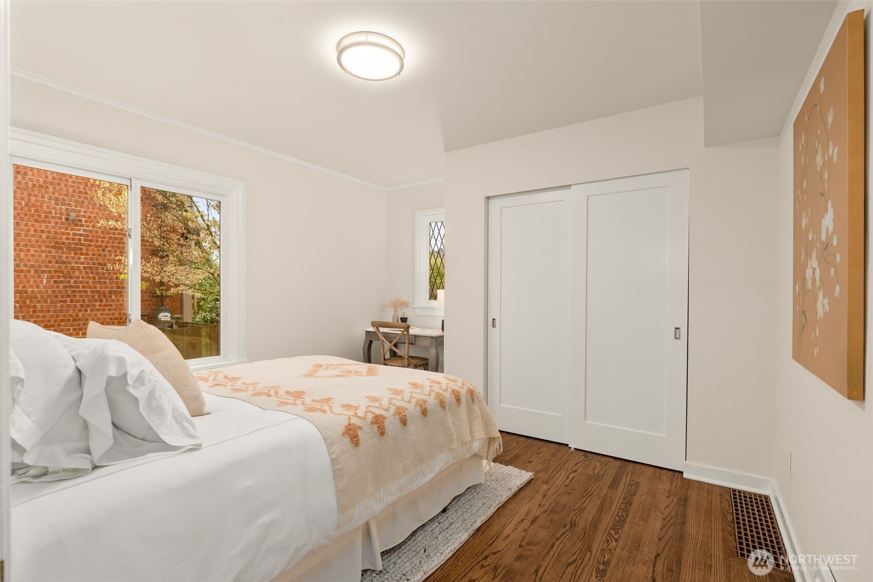 821 NW 57TH Street , Seattle, WA 98107-2831