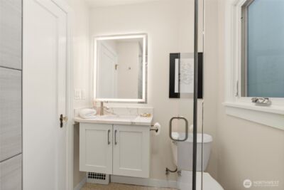 821 NW 57TH Street , Seattle, WA 98107-2831 - Photo 12