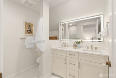 821 NW 57TH Street , Seattle, WA 98107-2831 - Photo 20