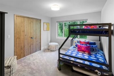 8587 Springridge Road NE, Bainbridge Island, WA 98110 - Photo 35