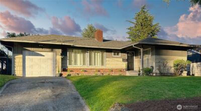10746 63rd Avenue S, Seattle, WA 98178