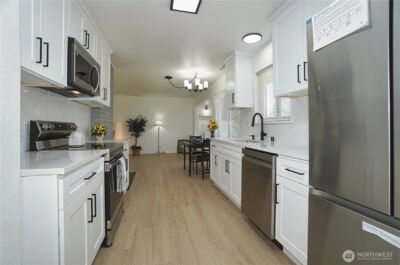 10746 63rd Avenue S, Seattle, WA 98178 - Photo 12