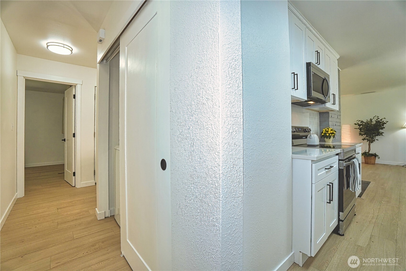 10746 63rd Avenue S, Seattle, WA 98178