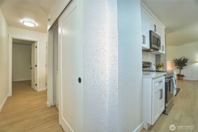 10746 63rd Avenue S, Seattle, WA 98178 - Photo 15