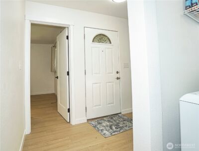 10746 63rd Avenue S, Seattle, WA 98178 - Photo 18