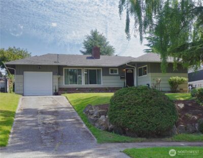 10746 63rd Avenue S, Seattle, WA 98178 - Photo 26