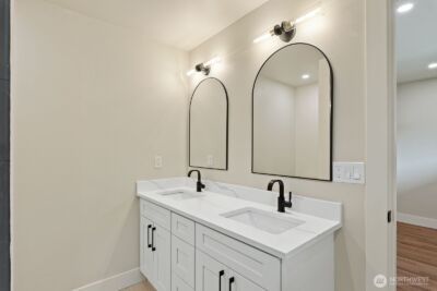 2425 NW Blue Ridge Drive , Seattle, WA 98177 - Photo 13