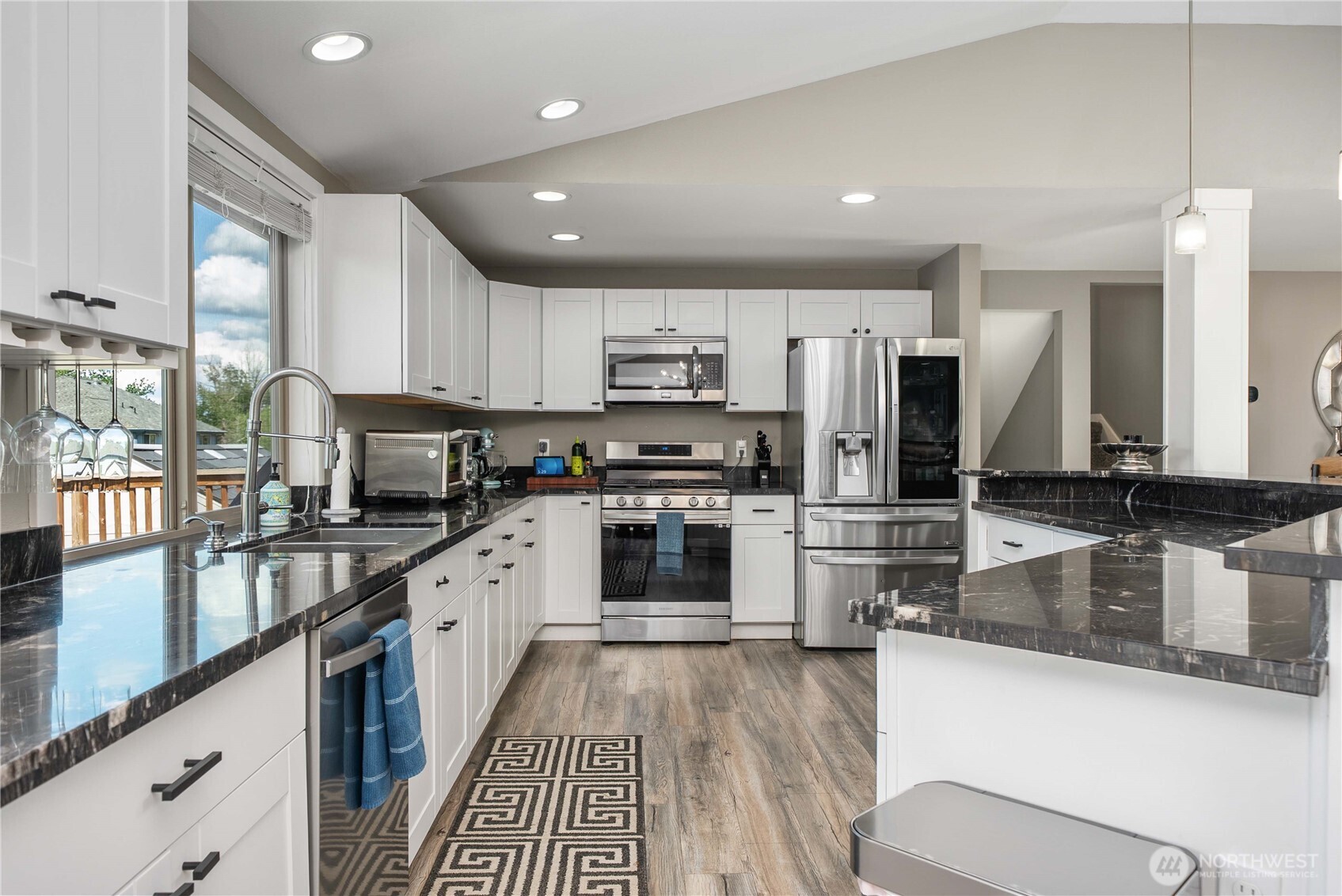 11719 8th Street E , Edgewood, WA 98372
