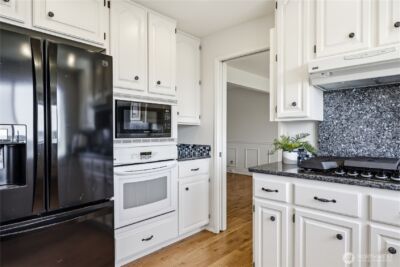 7966 Emery Boulevard NW, Silverdale, WA 98383 - Photo 18