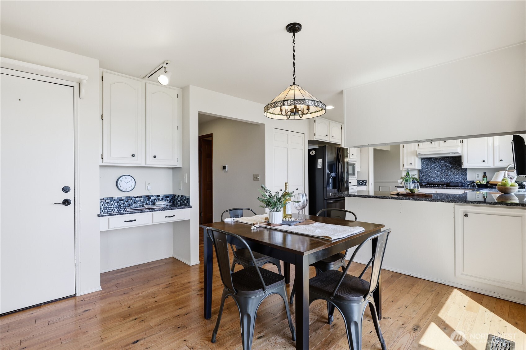 7966 Emery Boulevard NW, Silverdale, WA 98383
