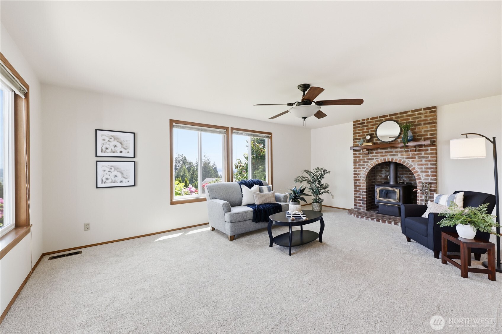 7966 Emery Boulevard NW, Silverdale, WA 98383