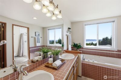 7966 Emery Boulevard NW, Silverdale, WA 98383 - Photo 29