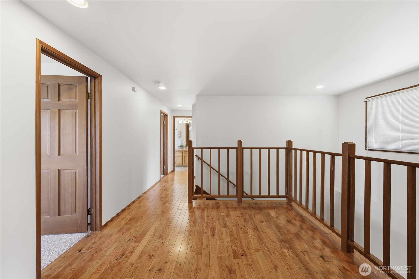 7966 Emery Boulevard NW, Silverdale, WA 98383