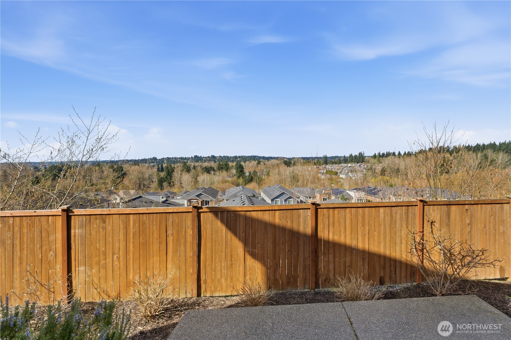8218 NE 196 Street , Kenmore, WA 98028