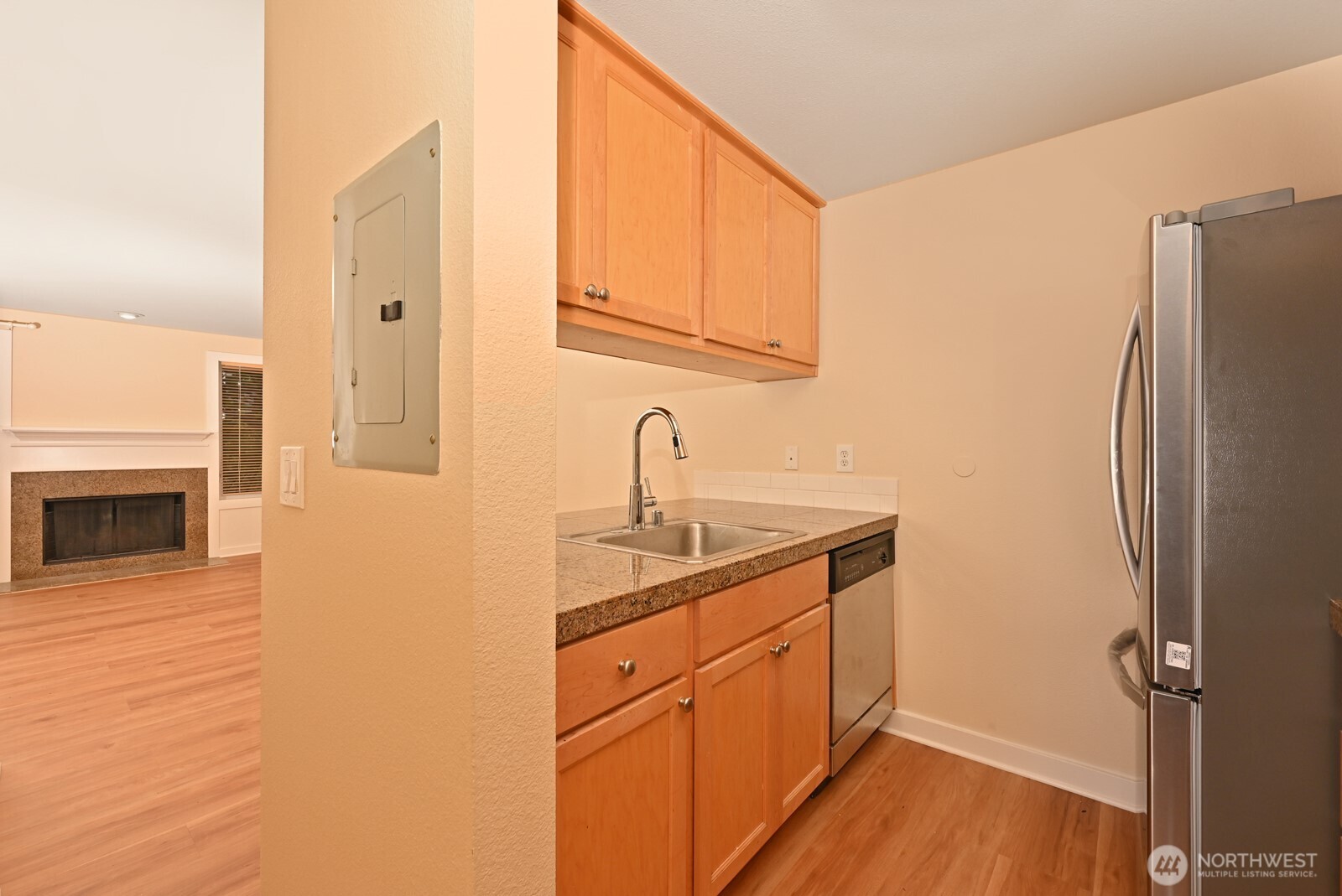 301 W Raye Street #106, Seattle, WA 98119