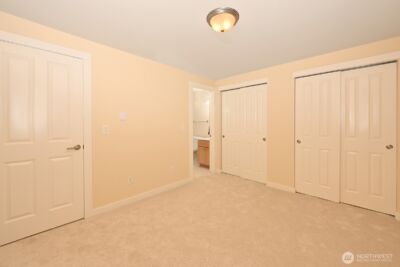 301 W Raye Street #106, Seattle, WA 98119 - Photo 16